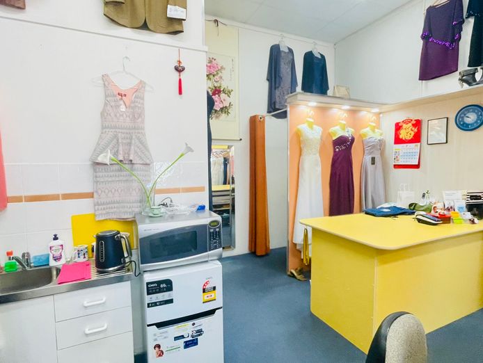 profitable-alterations-business-for-sale-prime-green-hills-location-6