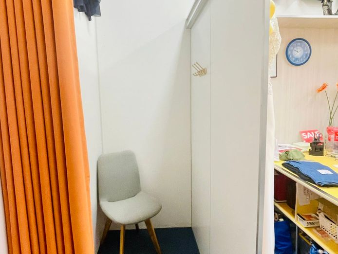 profitable-alterations-business-for-sale-prime-green-hills-location-8