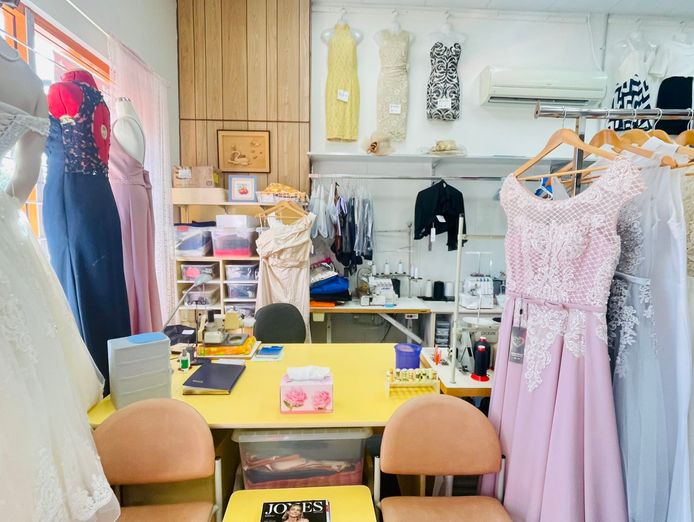 profitable-alterations-business-for-sale-prime-green-hills-location-7