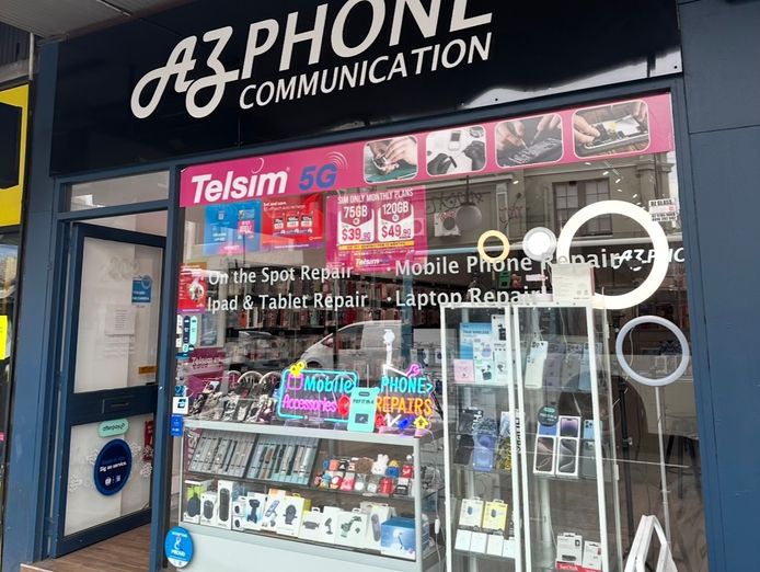phone-repair-accessories-store-for-sale-in-newtown-sydney-0
