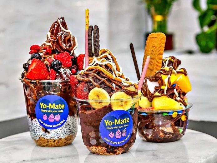 urgent-yo-mate-dessert-acai-bar-for-sale-prime-carlton-location-0