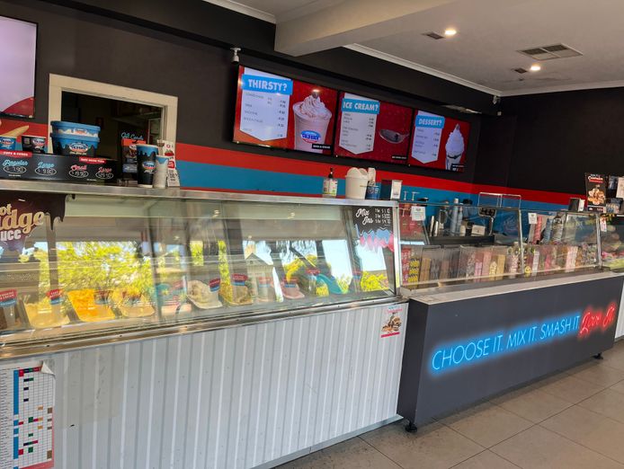 urgent-sale-coldrock-norwood-ice-cream-franchise-or-change-to-you-own-brand-0