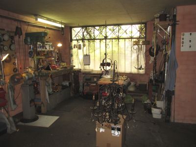 antique-and-vintage-lighting-restoration-business-0
