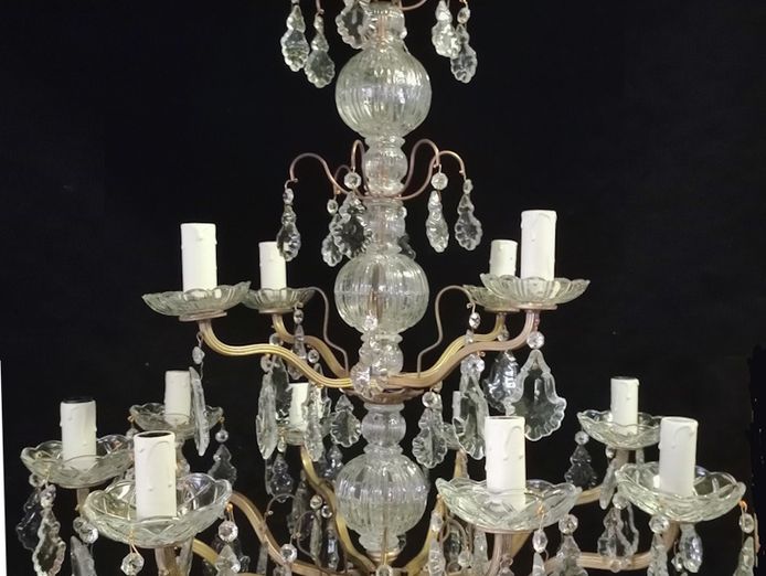 antique-and-vintage-lighting-restoration-business-4