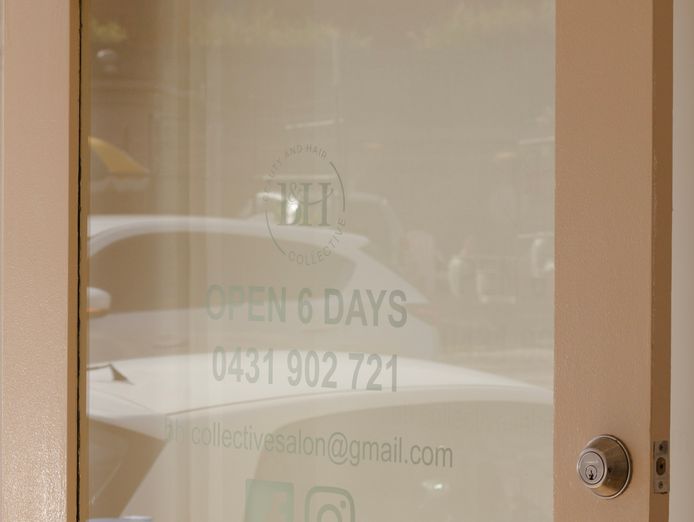 established-salon-in-northern-wollongong-location-1