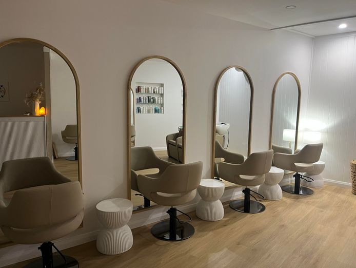 established-salon-in-northern-wollongong-location-7