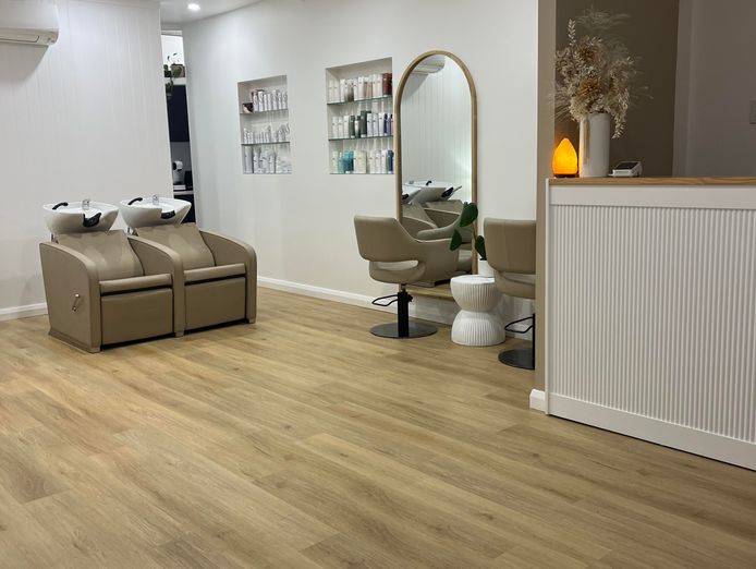 established-salon-in-northern-wollongong-location-5