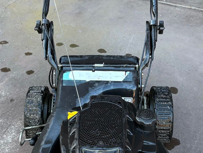 mowing-gardening-well-established-business-for-sale-by-owner-plus-equipment-1