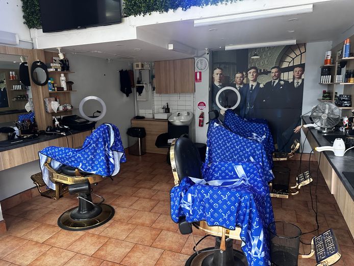 profitable-established-barber-shop-prime-location-0