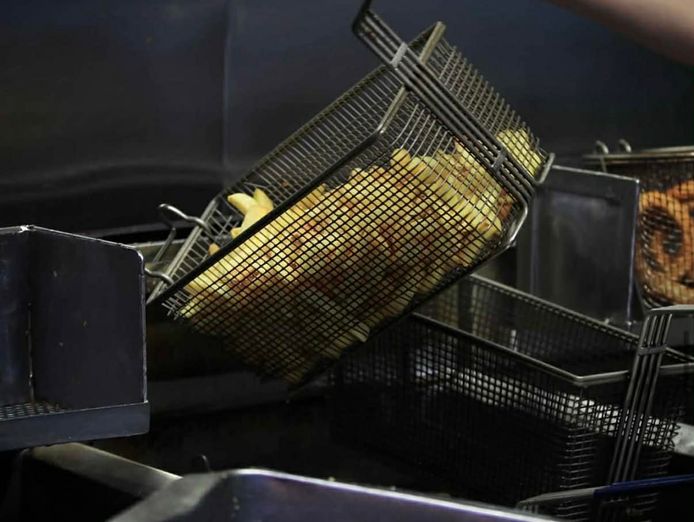 profitable-seafood-fish-chips-prime-coastal-location-2mins-walk-the-beach-7