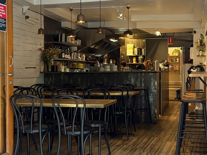 popular-and-iconic-surry-hills-restaurant-venue-for-sale-180-000-0