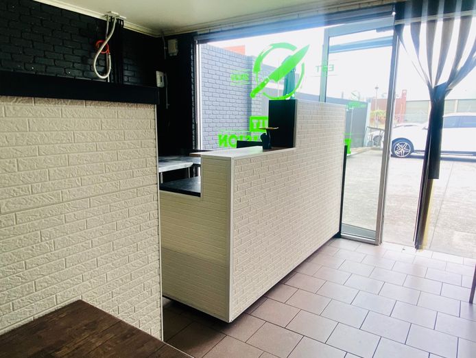 fully-equipped-commercial-kitchen-airport-west-walk-in-start-70k-ono-9