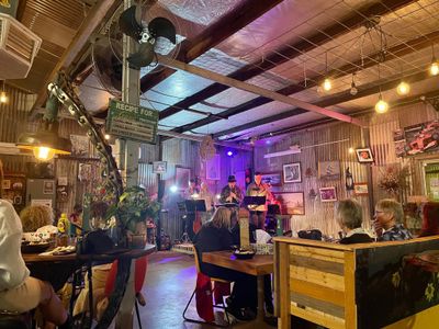 popular-local-cafe-for-sale-alice-springs-1