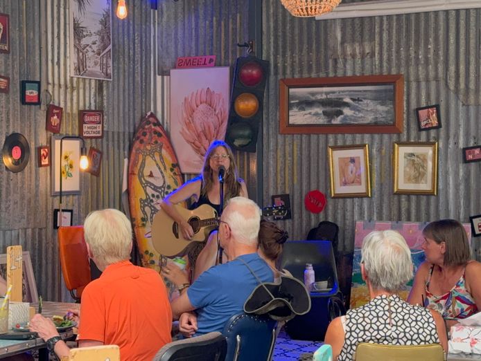 popular-local-cafe-for-sale-alice-springs-2