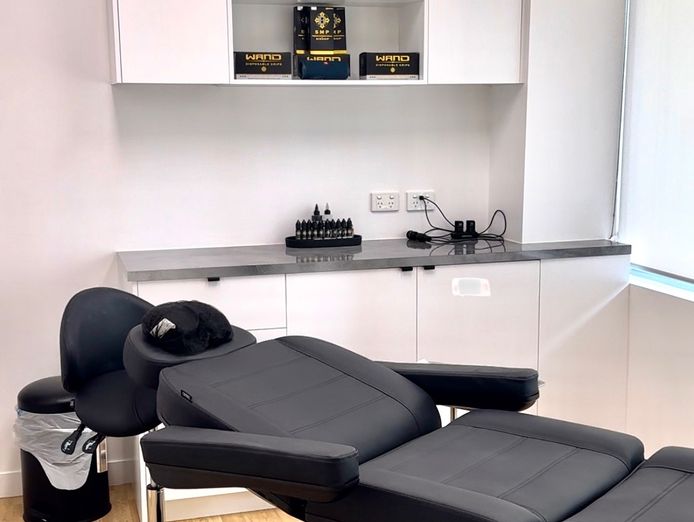 scalp-micropigmentation-clinic-cosmetic-tattoo-est-2015-inner-brisbane-0