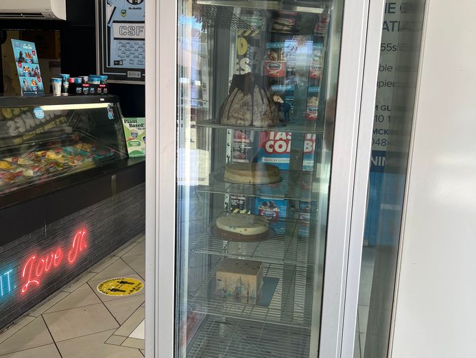 urgent-sale-cold-rock-cronulla-business-end-of-lease-5