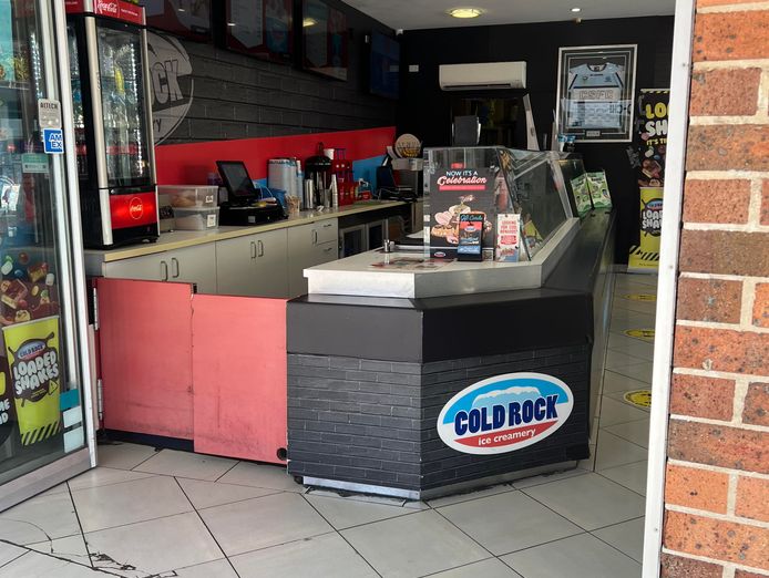 urgent-sale-cold-rock-cronulla-business-end-of-lease-0