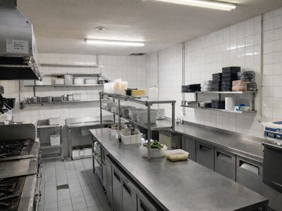 fully-equipped-restaurant-bar-low-rent-northbridge-with-liquor-license-7