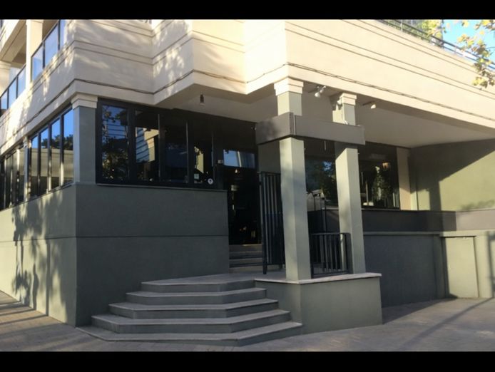 fully-equipped-restaurant-bar-low-rent-northbridge-with-liquor-license-1