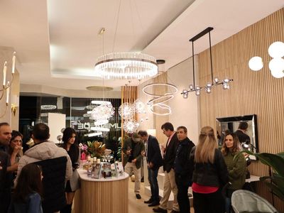 lighting-showroom-for-sale-prime-richmond-location-fully-set-up-with-assets-5