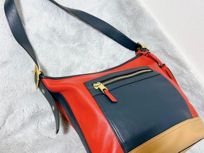designer-authentic-bags-and-sunglasses-business-for-sale-4