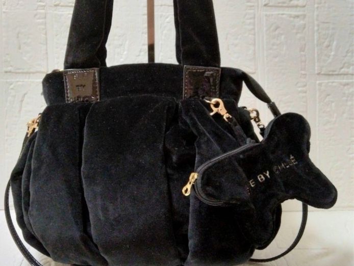 designer-authentic-bags-and-sunglasses-business-for-sale-3