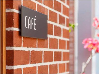 central-fremantle-cafe-for-sale-0