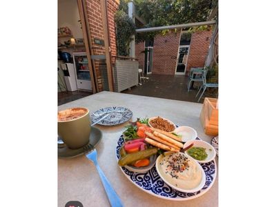 central-fremantle-cafe-for-sale-2