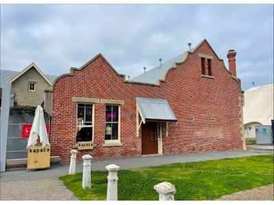 central-fremantle-cafe-for-sale-1