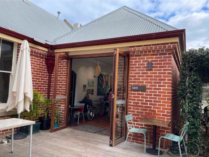 central-fremantle-cafe-for-sale-3