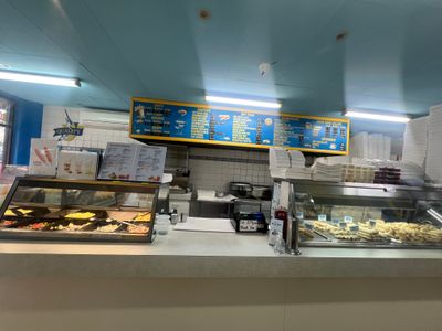 fish-and-chips-and-hamburgers-4