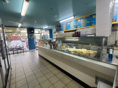 fish-and-chips-and-hamburgers-3