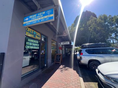 fish-and-chips-and-hamburgers-0