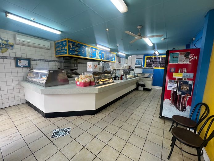 fish-and-chips-and-hamburgers-2