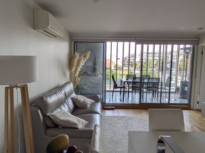 beauty-salon-2br-apartment-live-work-opportunity-6