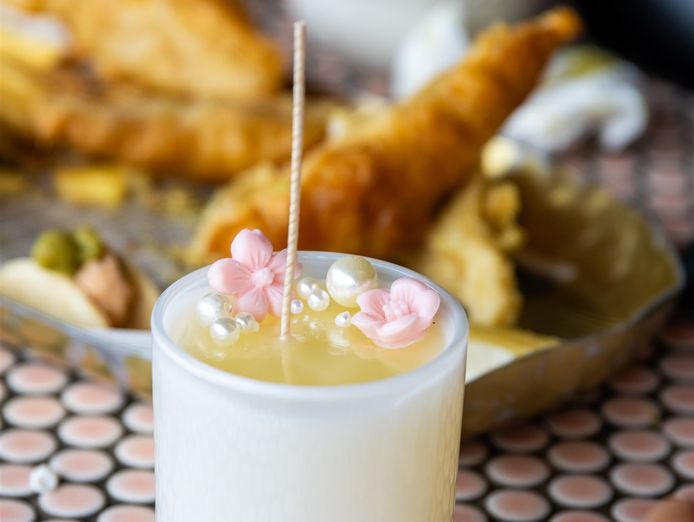 own-the-creative-experience-every-woman-in-your-area-is-talking-about-4