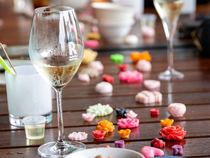 own-the-creative-experience-every-woman-in-your-area-is-talking-about-2