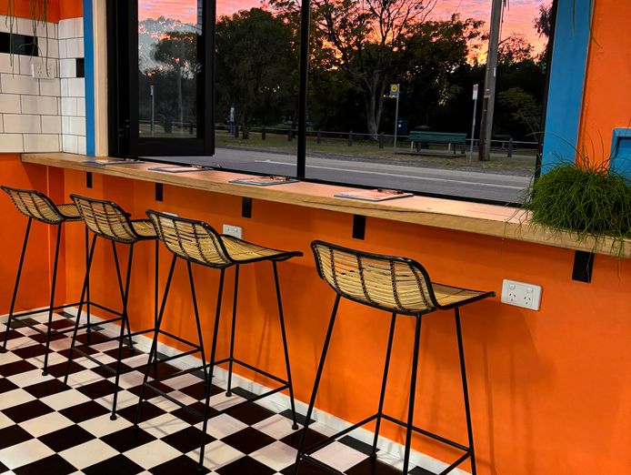 iconic-central-coast-sandwich-shop-4-9-turn-key-opportunity-2