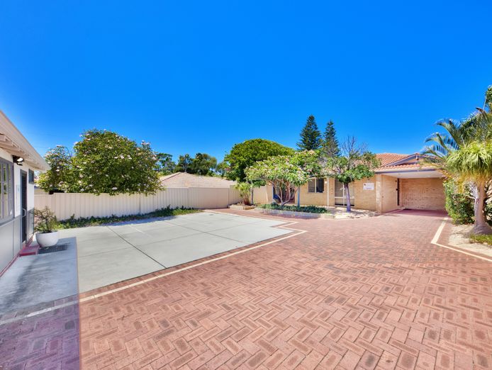 long-established-and-successful-acupuncture-and-chinese-medicine-practice-3