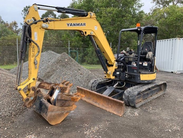 tipper-trucks-and-landscape-supplies-business-for-sale-2