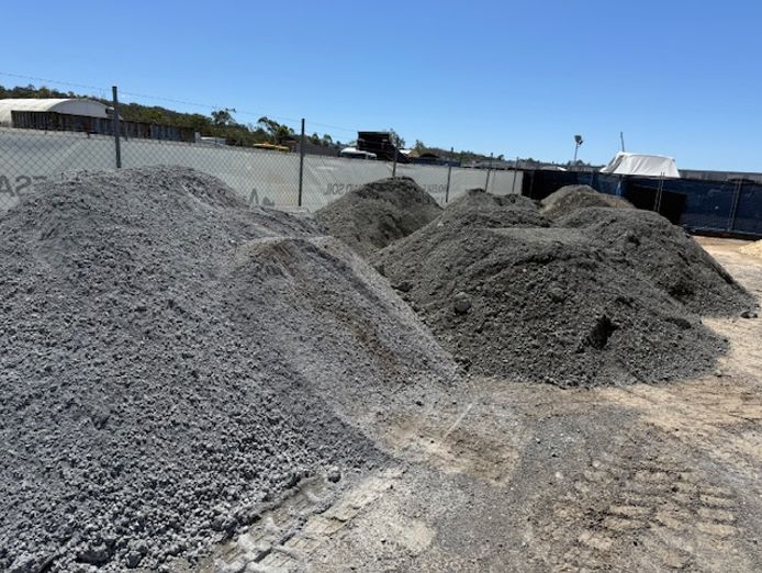 tipper-trucks-and-landscape-supplies-business-for-sale-0