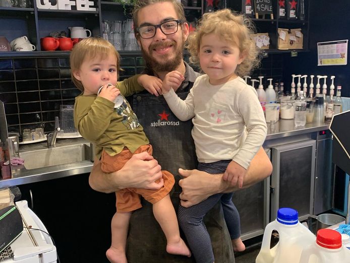 popular-busy-cafe-stellarossa-stockland-rockhampton-great-location-reputation-8