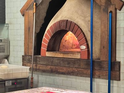 premium-italian-restaurant-pizzeria-tightly-held-upper-north-shore-location-6