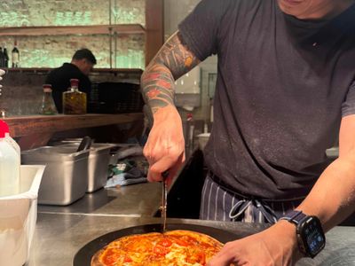 premium-italian-restaurant-pizzeria-tightly-held-upper-north-shore-location-4