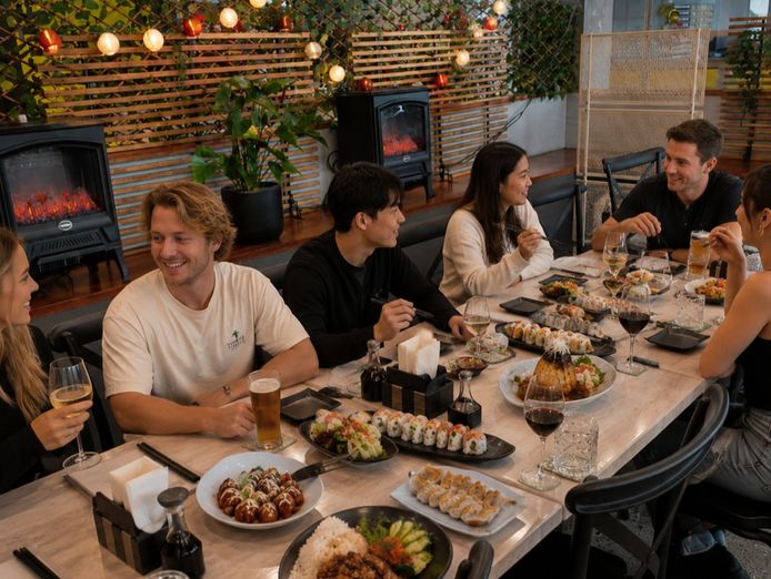 established-sushi-restaurant-low-rent-3-600-liquor-licence-loyal-customers-0