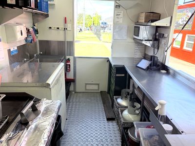 2022-turnkey-food-trailer-fully-equipped-and-ready-to-trade-1