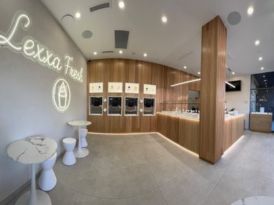 premium-frozen-yogurt-shop-dee-why-beach-fully-set-up-modern-0