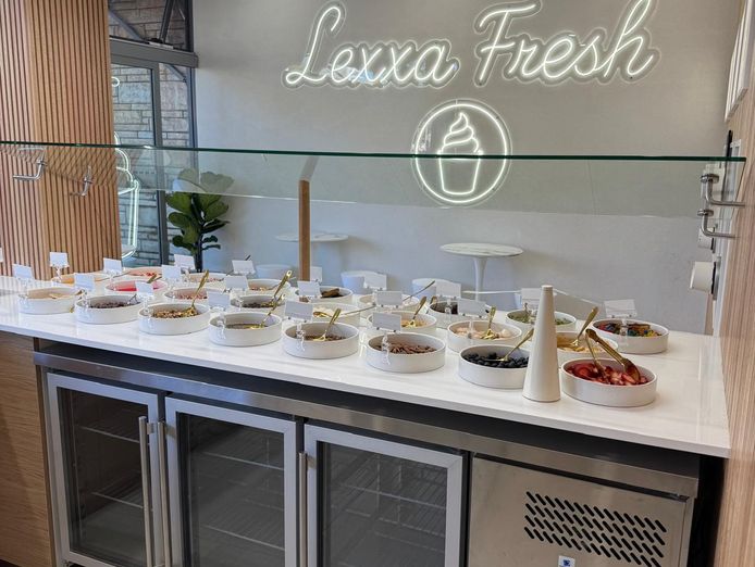 premium-frozen-yogurt-shop-dee-why-beach-fully-set-up-modern-3