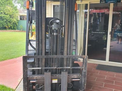 established-forklift-services-business-6