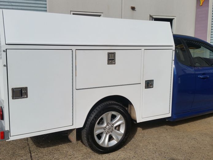 established-forklift-services-business-0